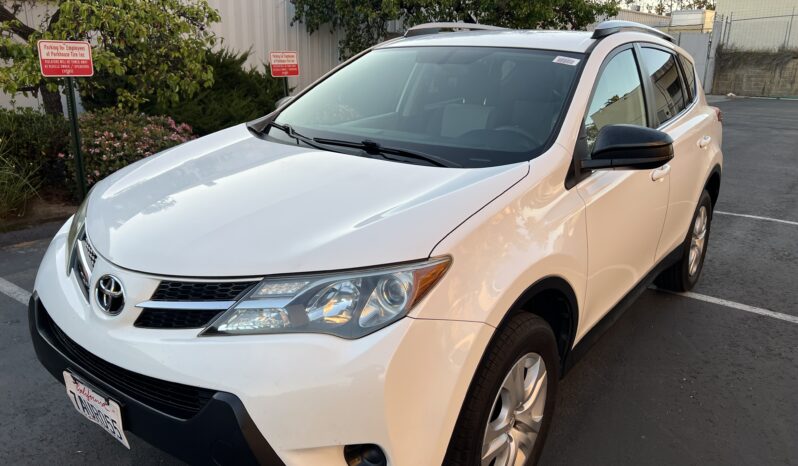 2013 Toyota RAV4 LE full