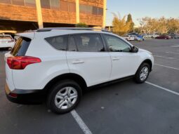 2013 Toyota RAV4 LE full