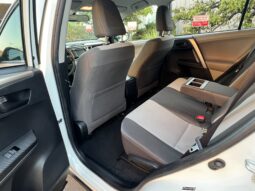 2013 Toyota RAV4 LE full