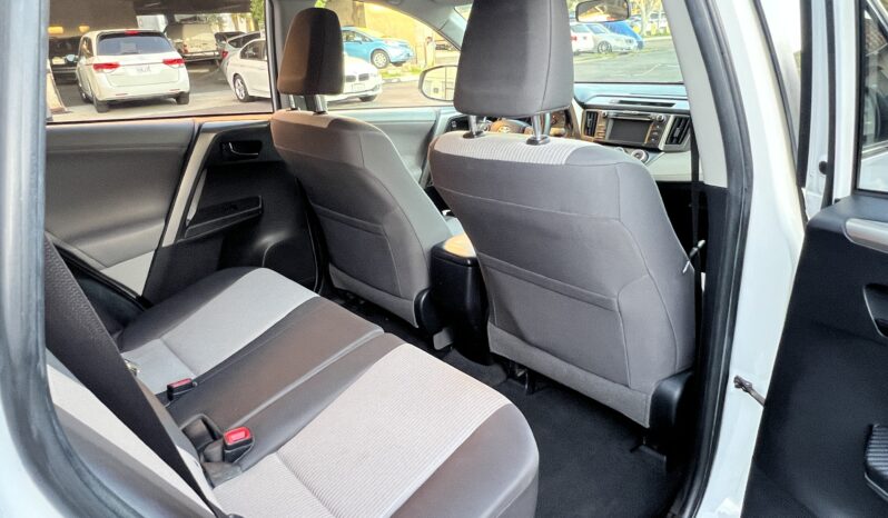 2013 Toyota RAV4 LE full