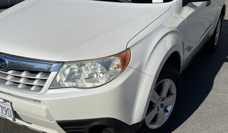 2011 Subaru Forester 2.5X Sport full