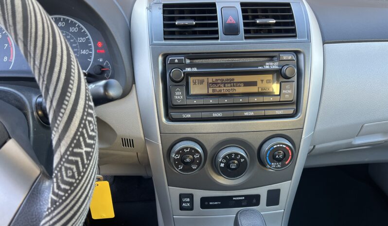 2012 Toyota Corolla LE full