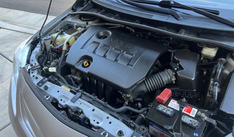 2012 Toyota Corolla LE full