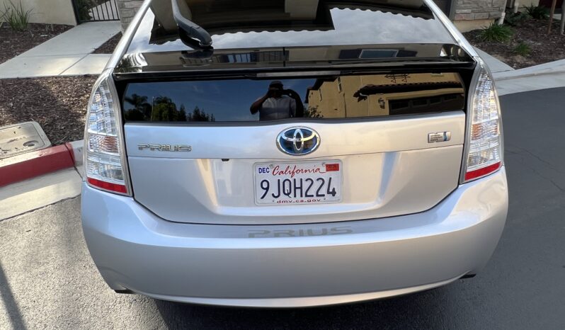 2010 Toyota Prius Two full