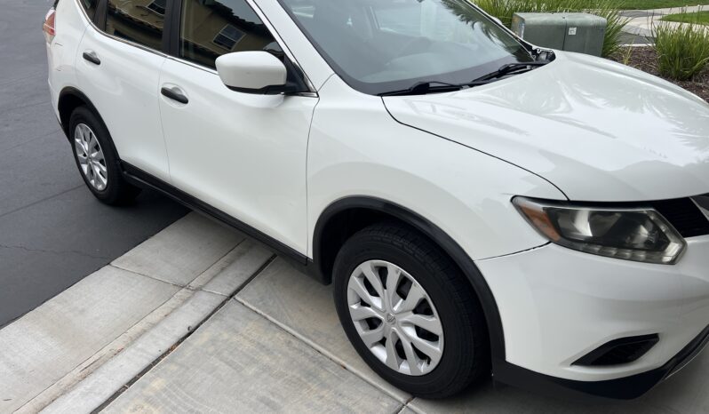 2016 Nissan Rogue SV full