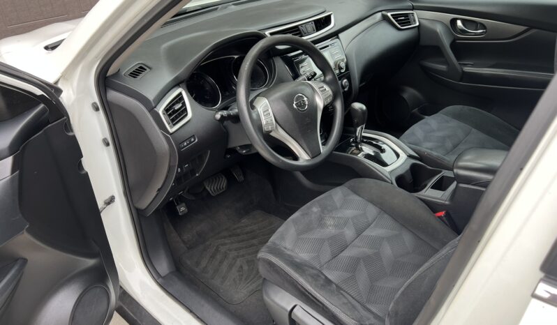 2016 Nissan Rogue SV full