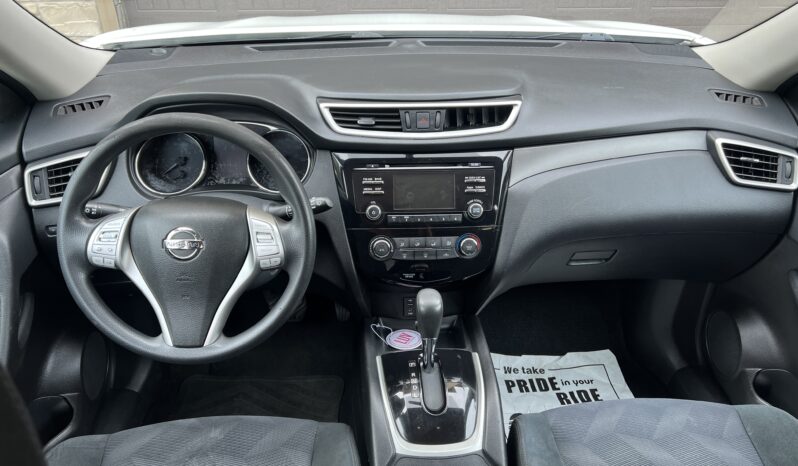 2016 Nissan Rogue SV full