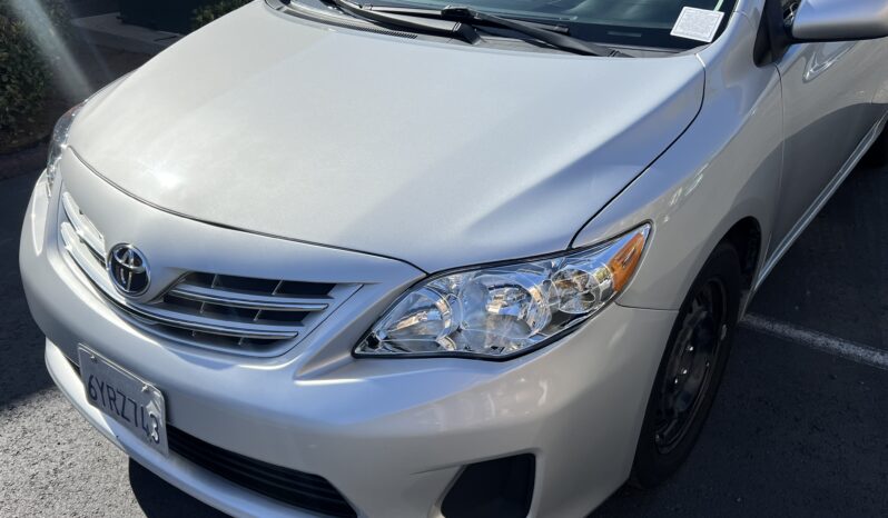 2013 Toyota Corolla LE full