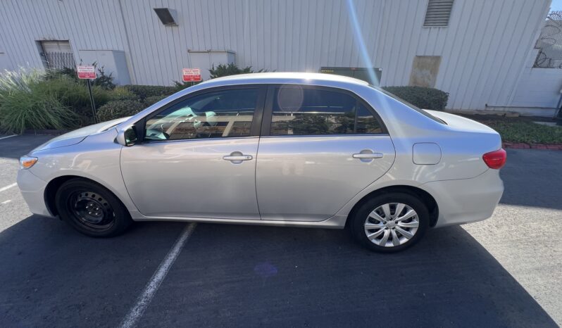 2013 Toyota Corolla LE full