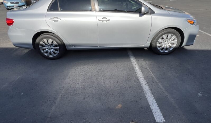 2013 Toyota Corolla LE full