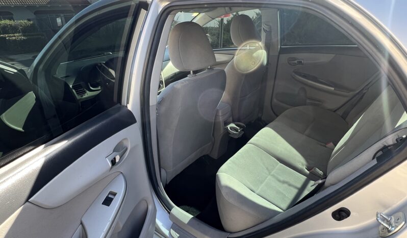 2013 Toyota Corolla LE full