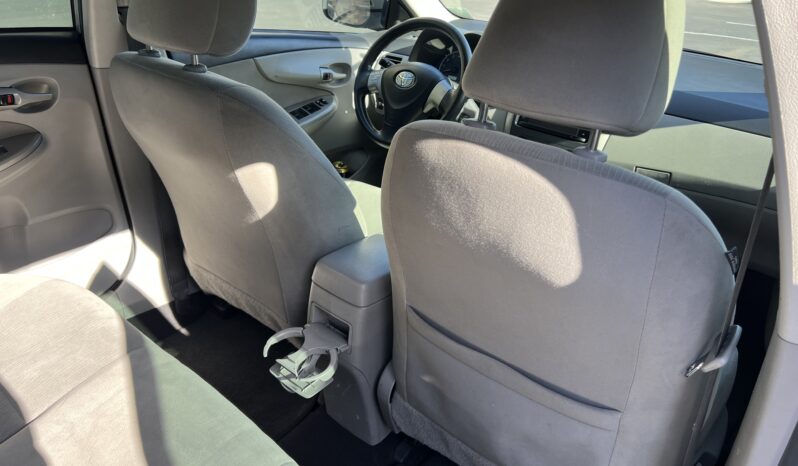 2013 Toyota Corolla LE full