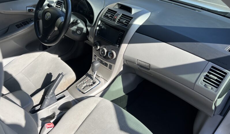 2013 Toyota Corolla LE full