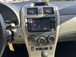 2013 Toyota Corolla LE full