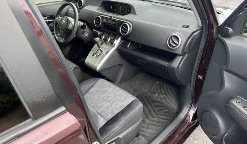 2012 Toyota Scion XB full