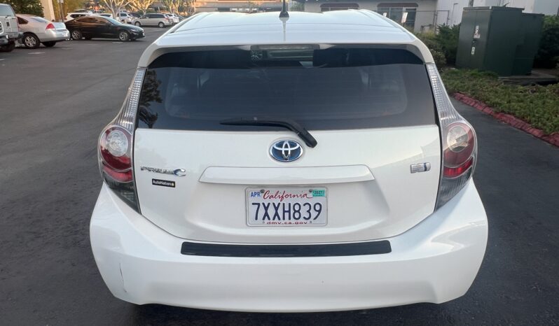 2013 Toyota Prius c Two full