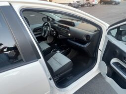 2013 Toyota Prius c Two full