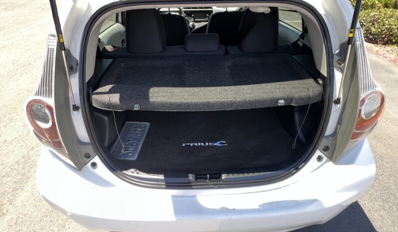 2012 Toyota Prius c Three full