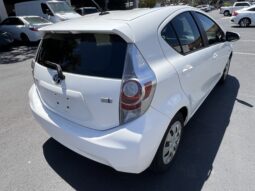 2012 Toyota Prius c Three full