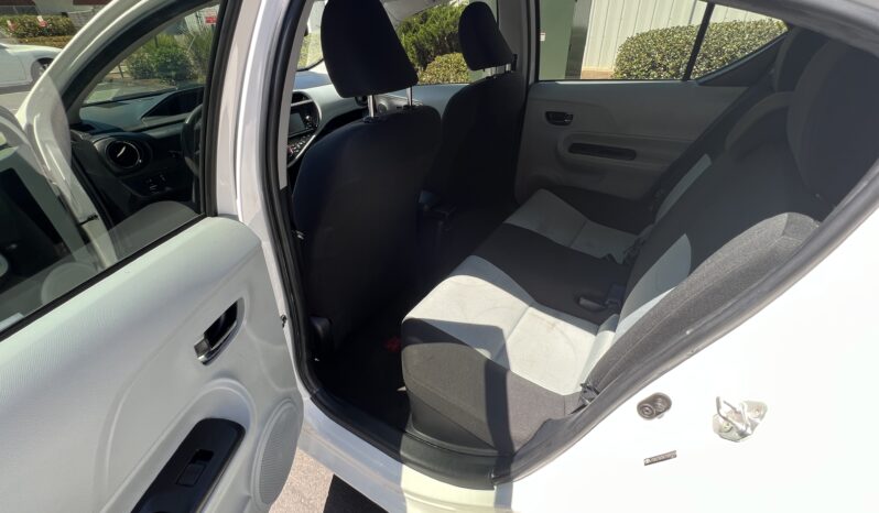 2012 Toyota Prius c Three full