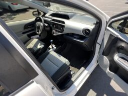 2012 Toyota Prius c Three full
