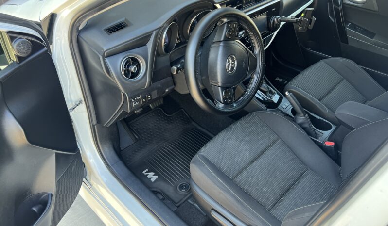 2017 Toyota Corolla iM Sport full