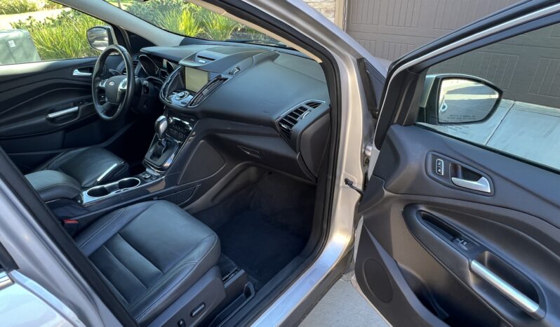 2015 Ford Escape 4WD/AWD Titanium full