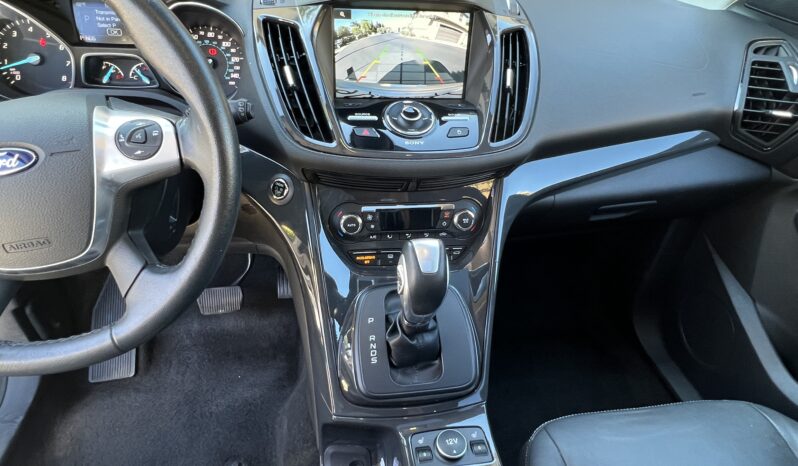 2015 Ford Escape 4WD/AWD Titanium full