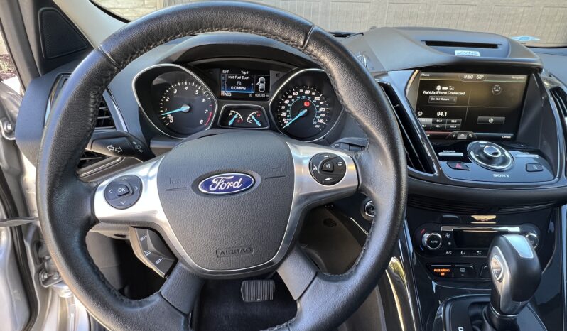 2015 Ford Escape 4WD/AWD Titanium full