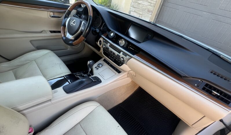 2014 Lexus ES 300h premium full