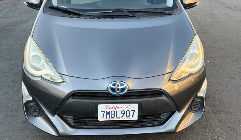 2015 Toyota Prius c Base full