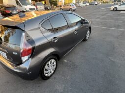 2015 Toyota Prius c Base full