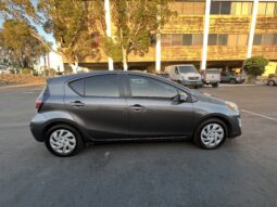 2015 Toyota Prius c Base full