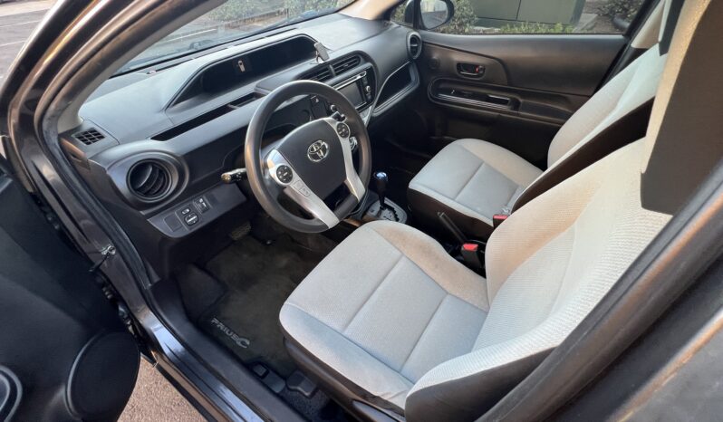 2015 Toyota Prius c Base full