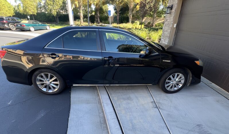 2012 Toyota Camry Hybrid XLE full